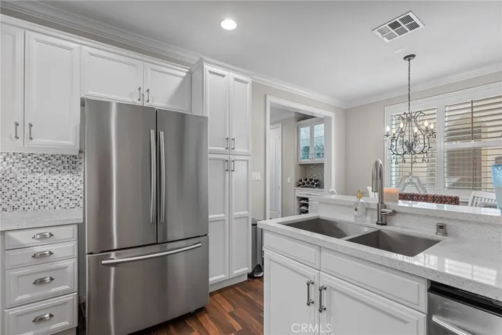 28468 Santa Rosa Lane 534, Saugus, California 91350