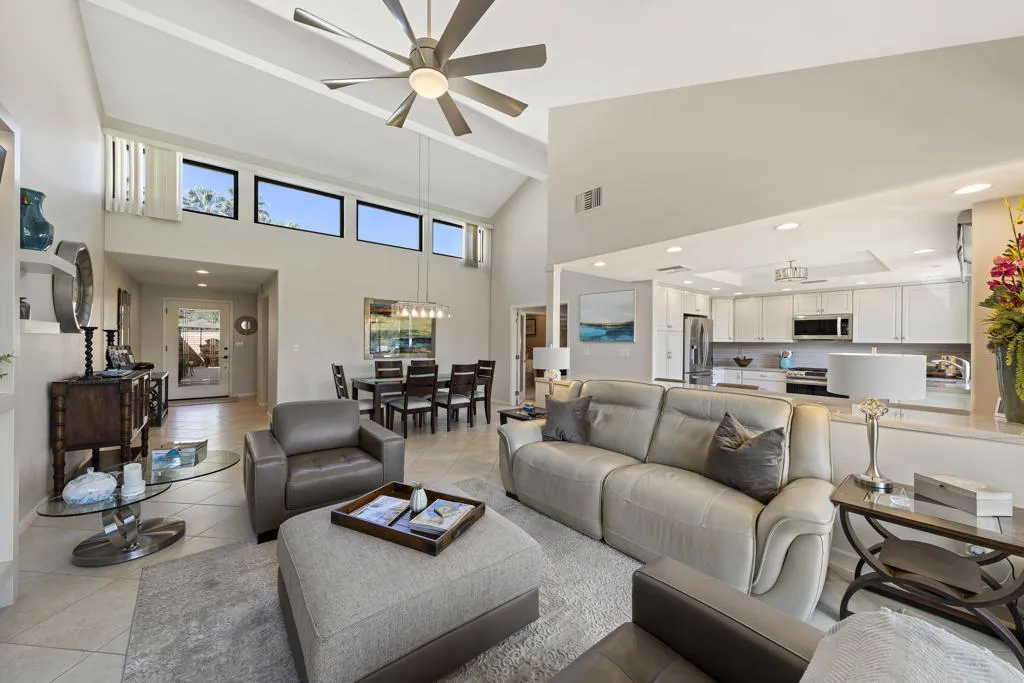 220 Madrid Avenue, Palm Desert, California 92260 home-pic-5