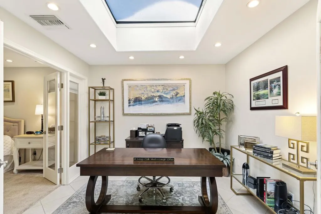 220 Madrid Avenue, Palm Desert, California 92260 home-pic-14