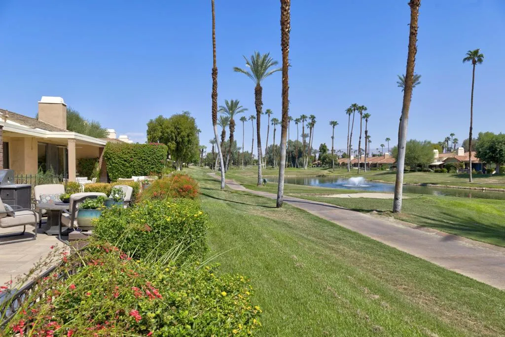220 Madrid Avenue, Palm Desert, California 92260 home-pic-35