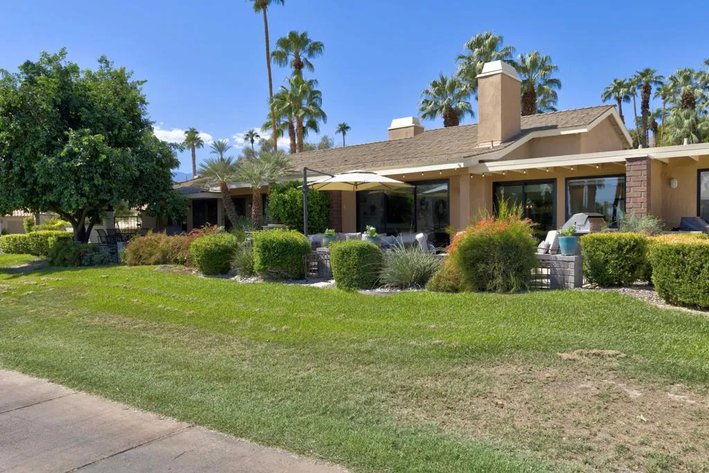220 Madrid Avenue, Palm Desert, California 92260 home-pic-39