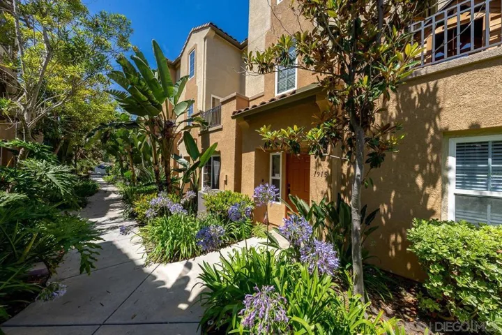 1915 Caminito De La Cruz, Chula Vista, California 91913