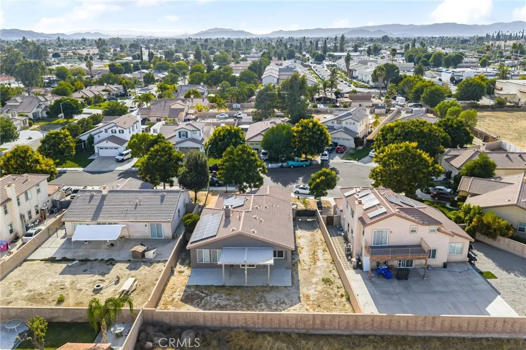 25874 Mercy Court, Hemet, California 92544 home-pic-24