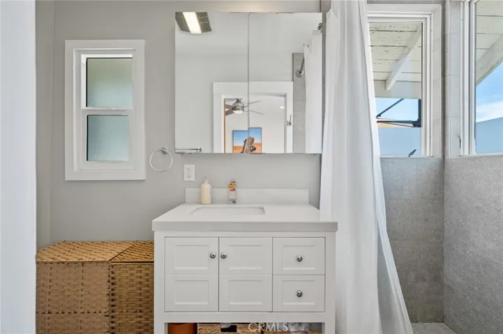 1145 W 2nd Street, San Pedro, California 90731