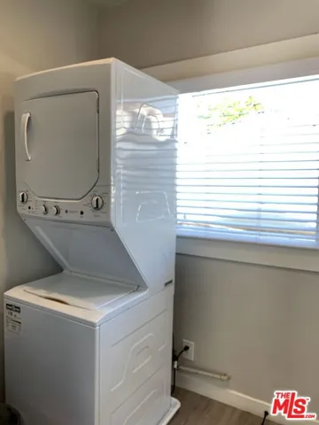 Laundry In-Unit