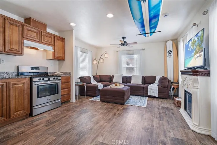 Super spacious open greatroom