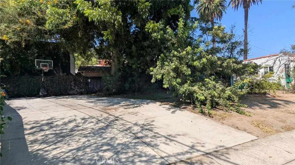 2402 Langdale Avenue, Los Angeles, California 90041 home-pic-10
