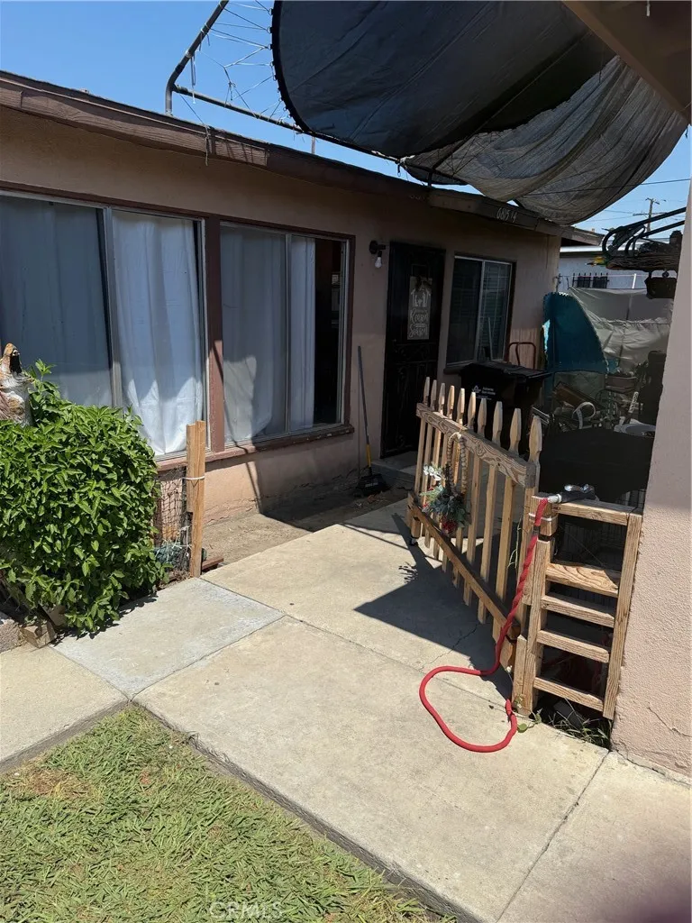 6815 Colmar Avenue, Bell Gardens, California 90201 home-pic-9