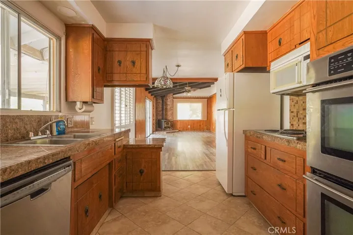 56320 Tamarisk Court, Yucca Valley, California 92284