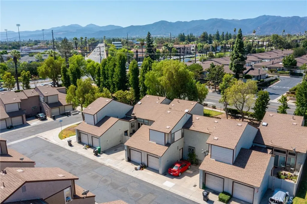 1632 Windmill Lane D, Corona, California 92879 home-pic-48