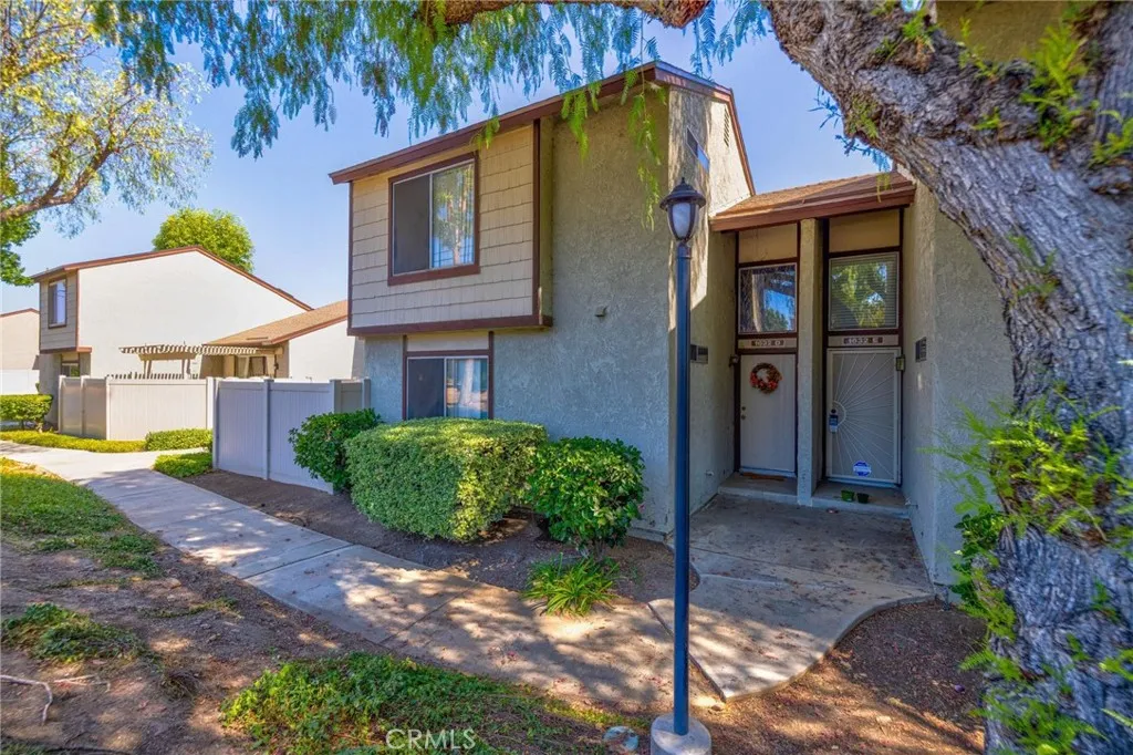 1632 Windmill Lane D, Corona, California 92879 home-pic-0