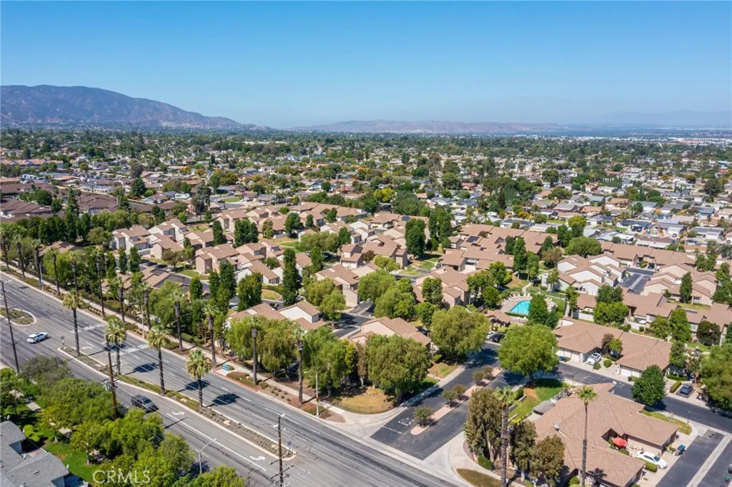 1632 Windmill Lane D, Corona, California 92879 home-pic-68