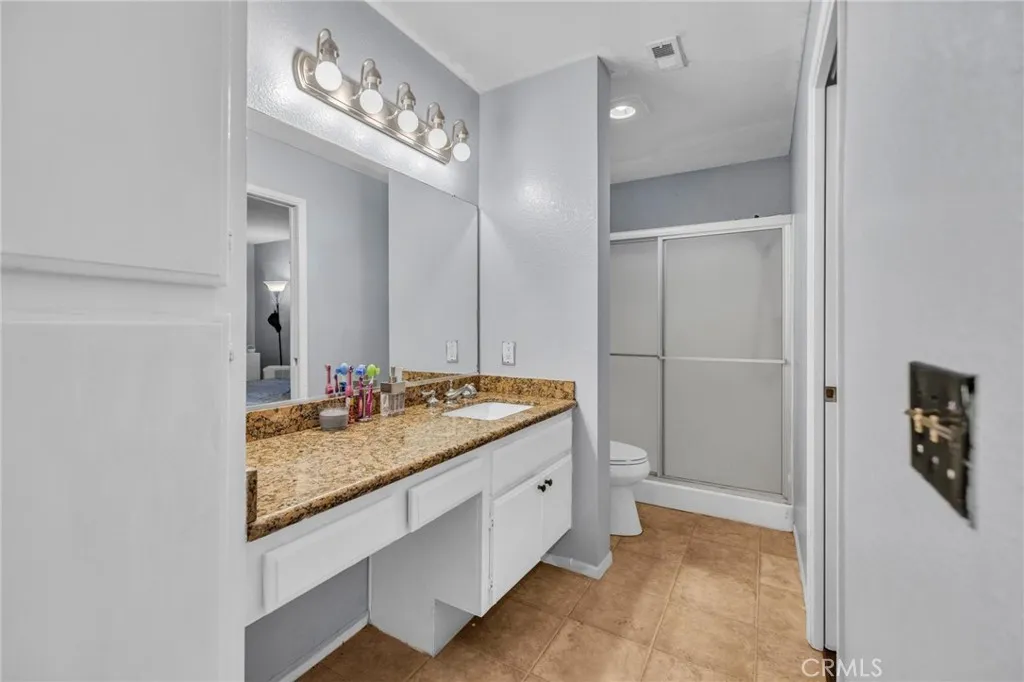 1632 Windmill Lane D, Corona, California 92879 home-pic-20