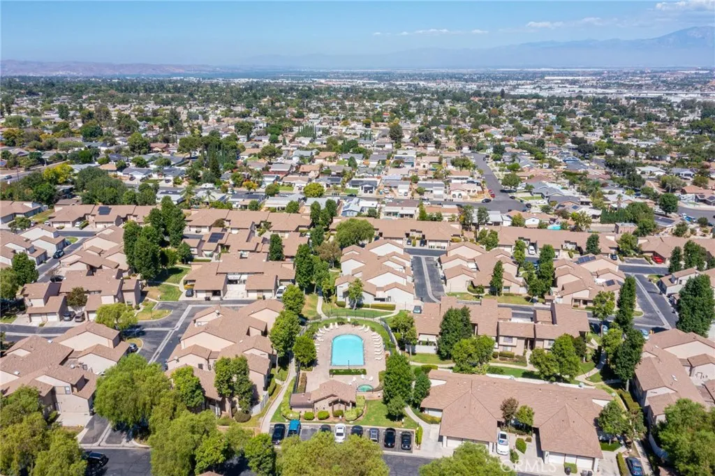 1632 Windmill Lane D, Corona, California 92879 home-pic-65