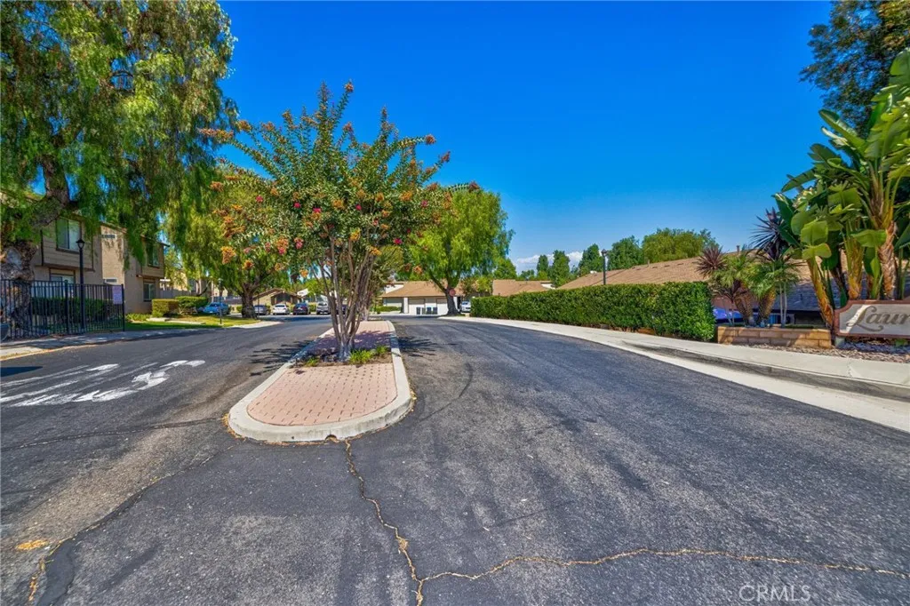 1632 Windmill Lane D, Corona, California 92879 home-pic-47