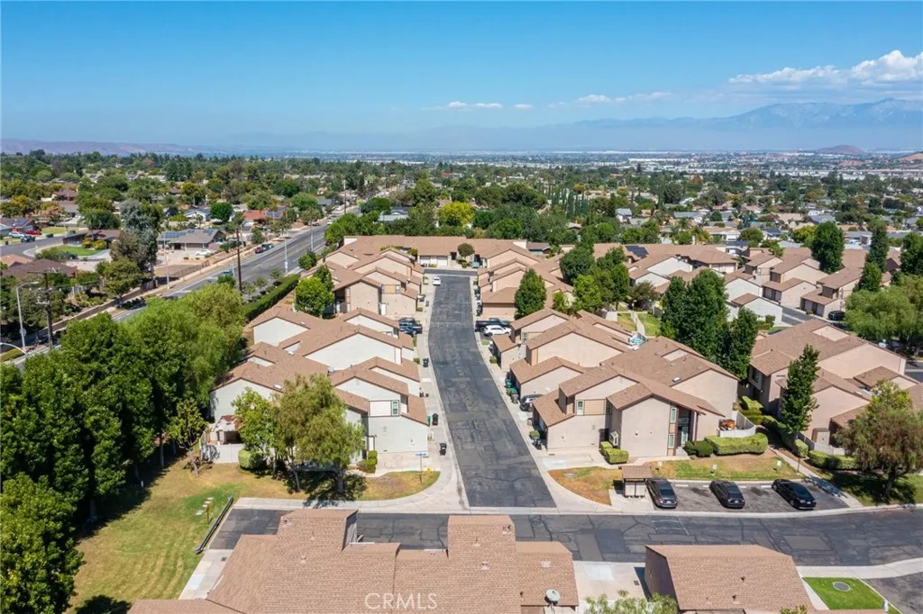 1632 Windmill Lane D, Corona, California 92879 home-pic-53