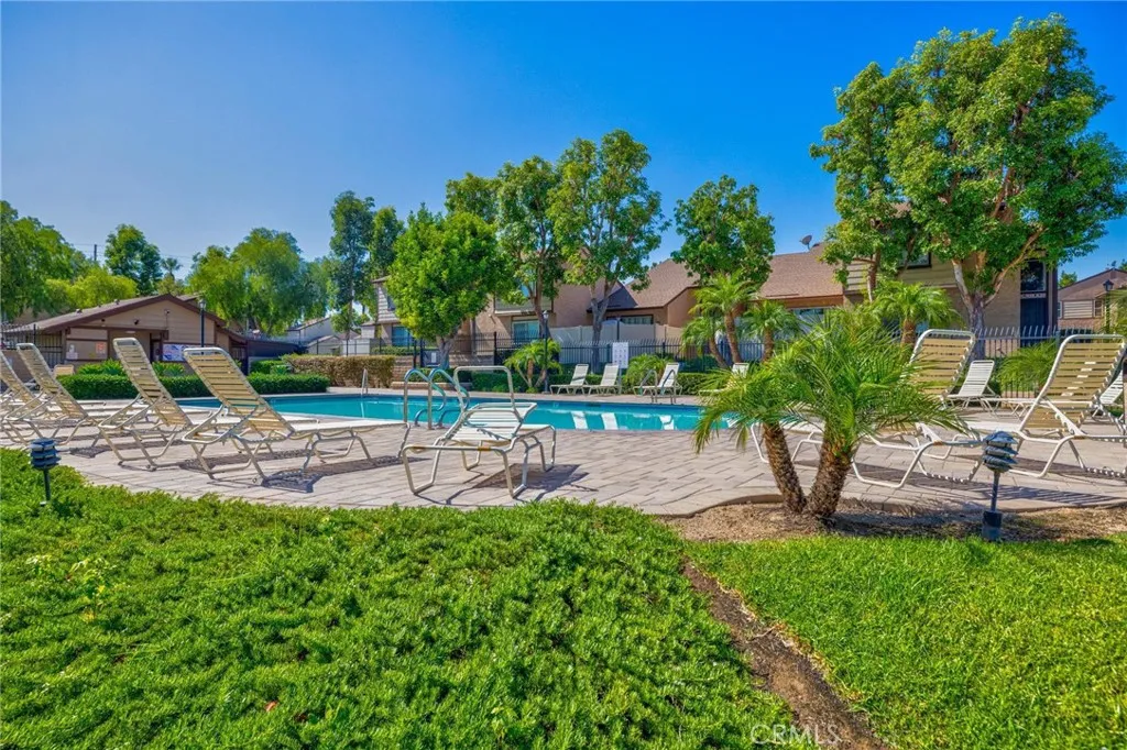 1632 Windmill Lane D, Corona, California 92879 home-pic-29