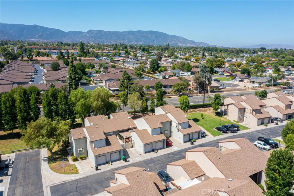1632 Windmill Lane D, Corona, California 92879 home-pic-51