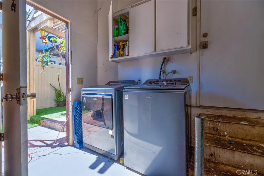 1632 Windmill Lane D, Corona, California 92879 home-pic-38