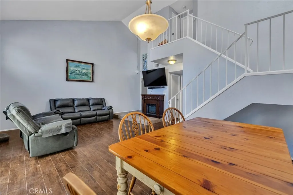 1632 Windmill Lane D, Corona, California 92879 home-pic-6