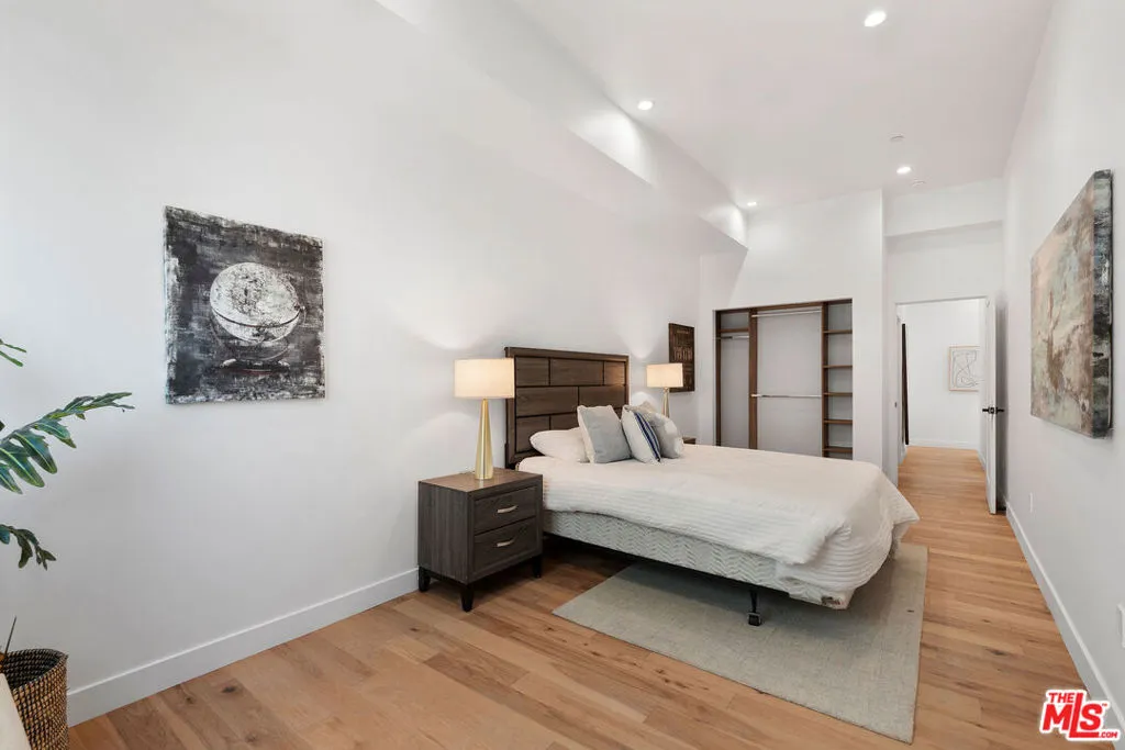 2600 N Glassell Street, Los Angeles, California 90026 home-pic-8