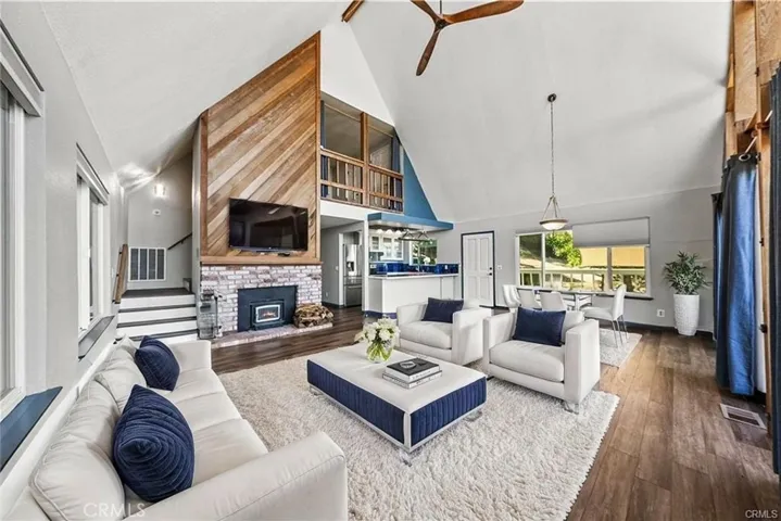 Living Room - Virtual Stage
