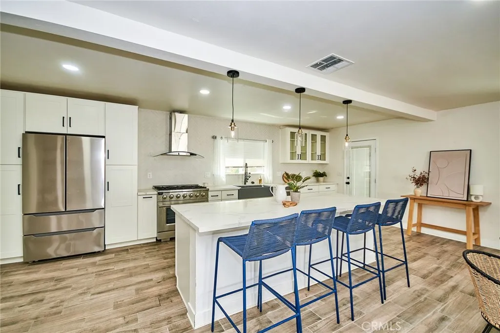 512 S Barranca Street, West Covina, California 91791 home-pic-12