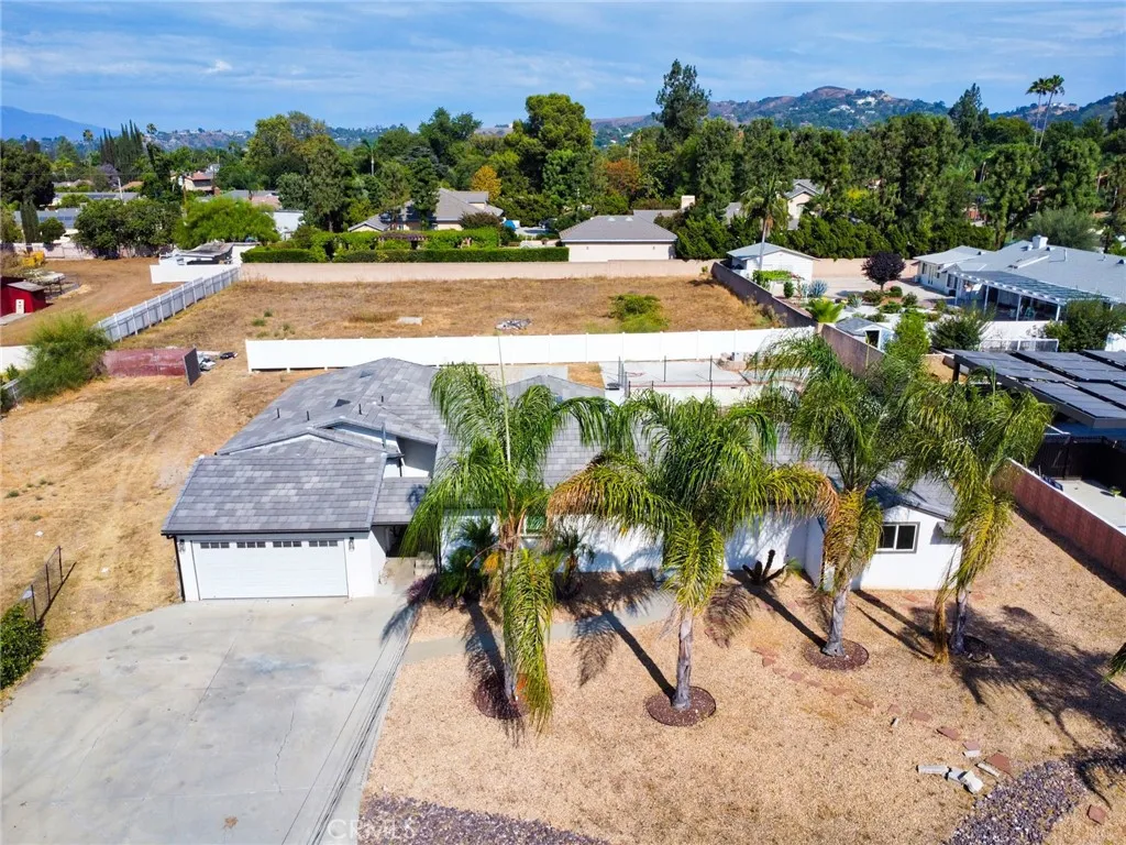 512 S Barranca Street, West Covina, California 91791 home-pic-40