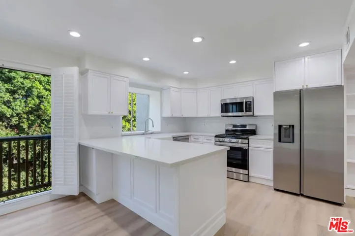 23471 Park Sorrento, Calabasas, California 91302