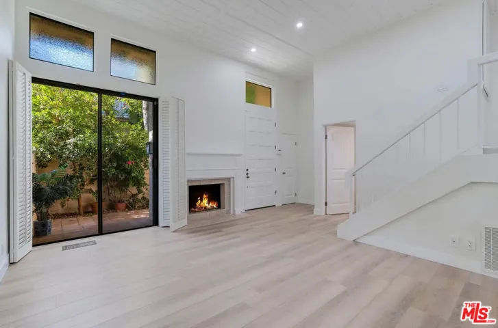 23471 Park Sorrento, Calabasas, California 91302