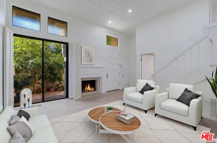 23471 Park Sorrento, Calabasas, California 91302