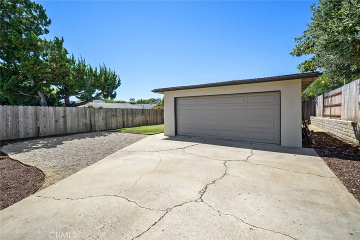 2375 Boulevard Del Campo, San Luis Obispo, California 93401