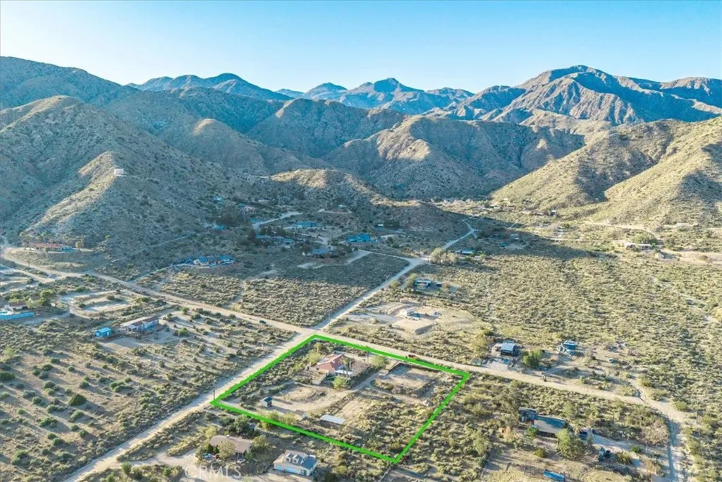 10341 Pinon Avenue, Morongo Valley, California 92256 home-pic-64