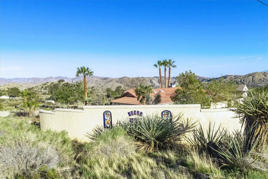 10341 Pinon Avenue, Morongo Valley, California 92256 home-pic-67