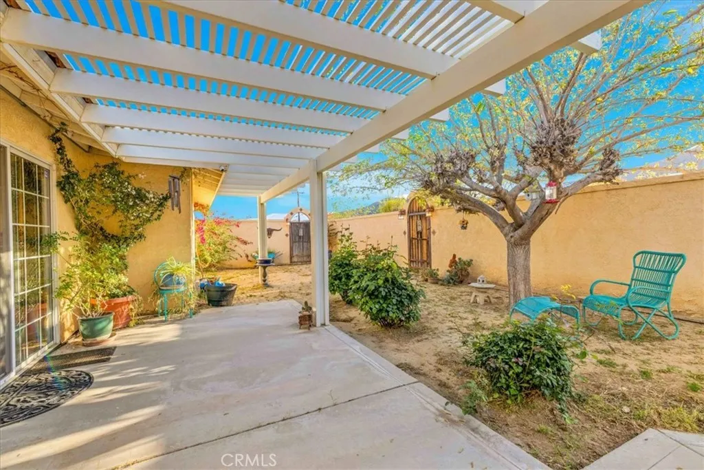 10341 Pinon Avenue, Morongo Valley, California 92256 home-pic-31