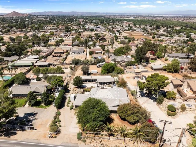 4566 Crestview Drive, Norco, California 92860