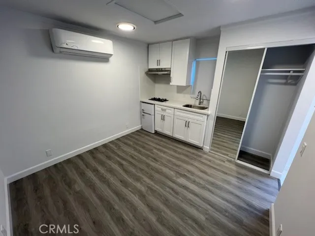 383 Harvey Drive B, Glendale, California 91206, ,1 BathroomBathrooms,Residential Lease,For Rent,Harvey,IG25193341