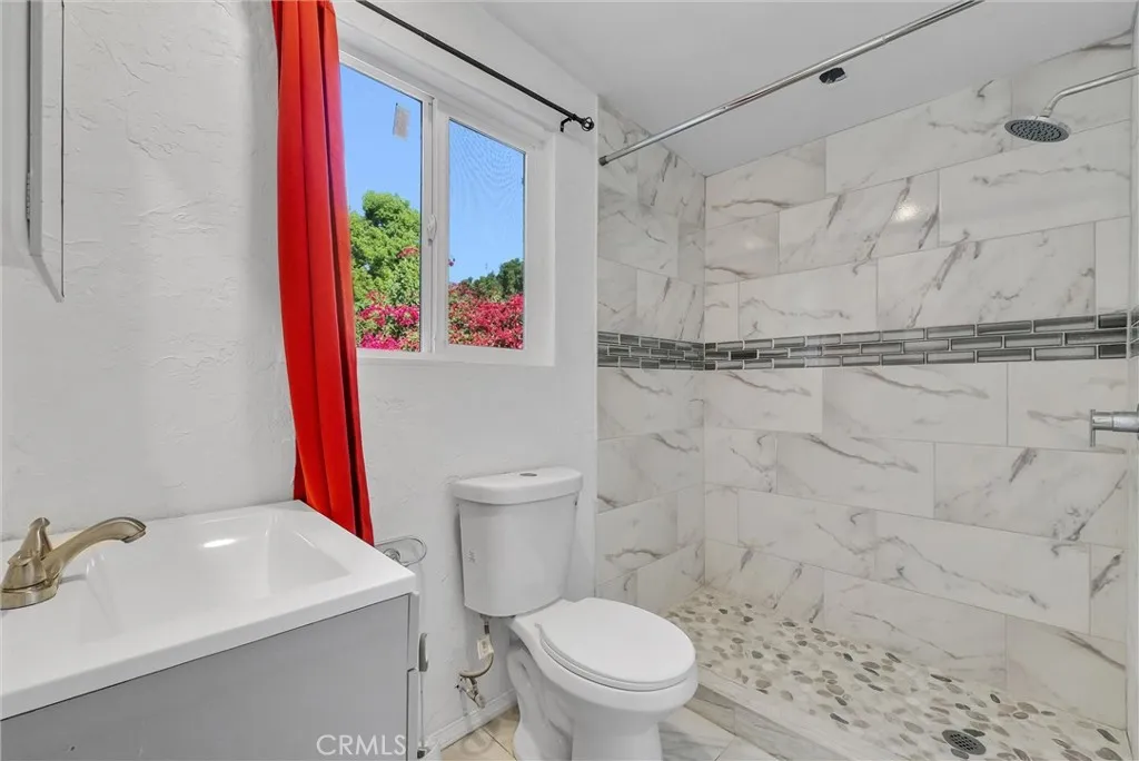 2532 N White Avenue, La Verne, California 91750 home-pic-21