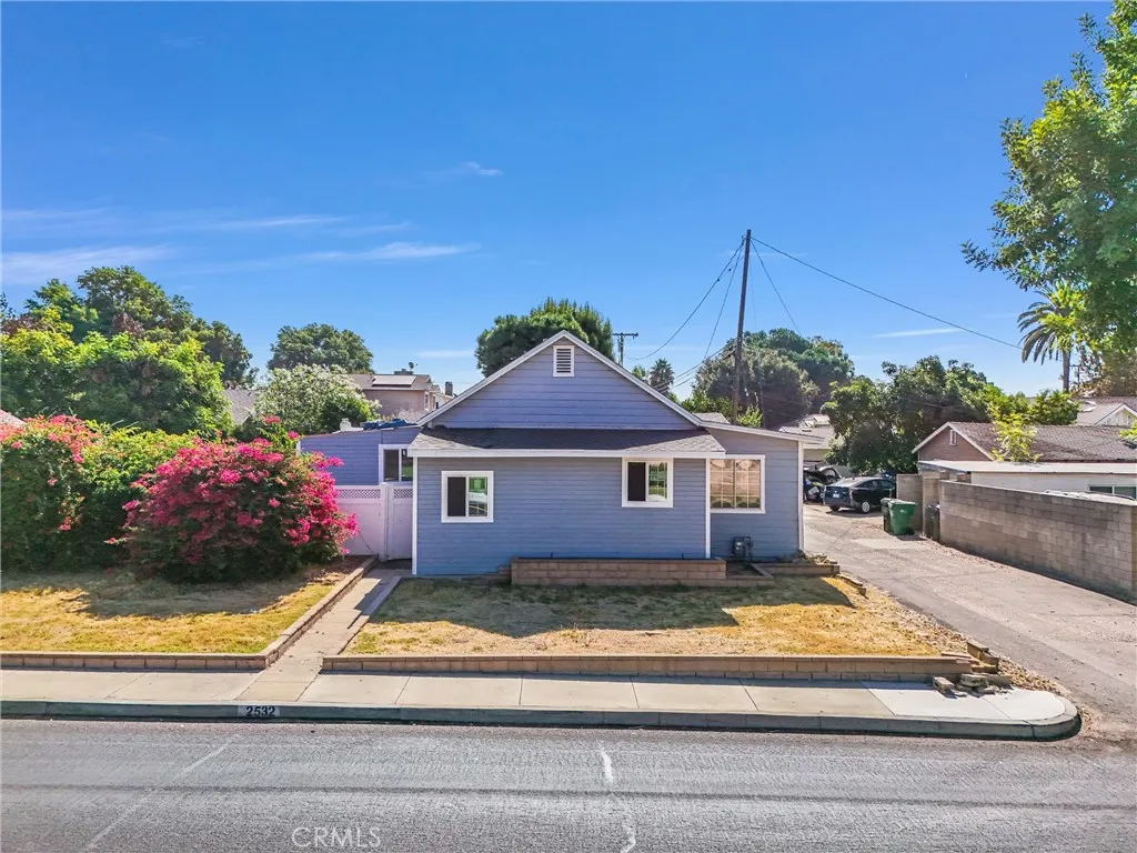 2532 N White Avenue, La Verne, California 91750 home-pic-1