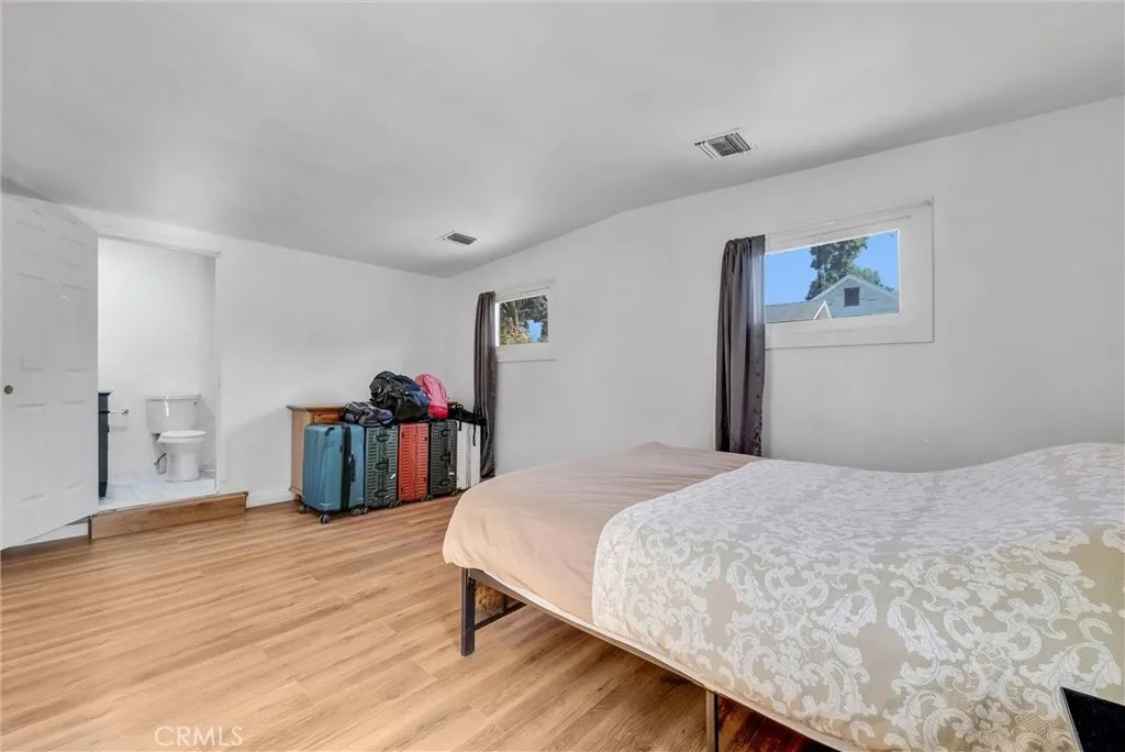 2532 N White Avenue, La Verne, California 91750 home-pic-23