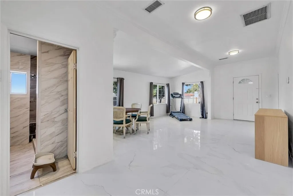 2532 N White Avenue, La Verne, California 91750 home-pic-33