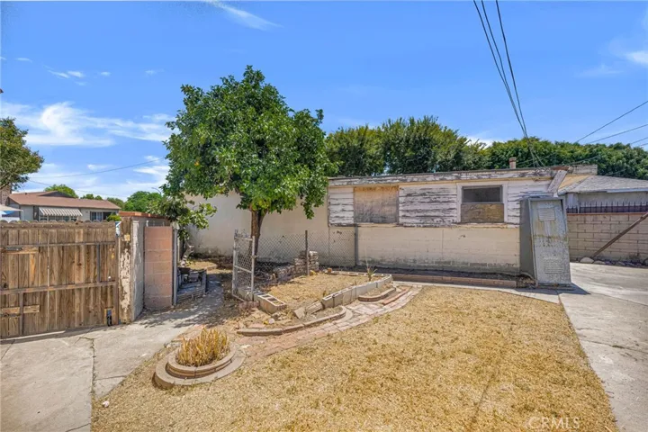 5844 Brookfield Street, East Los Angeles, California 90022