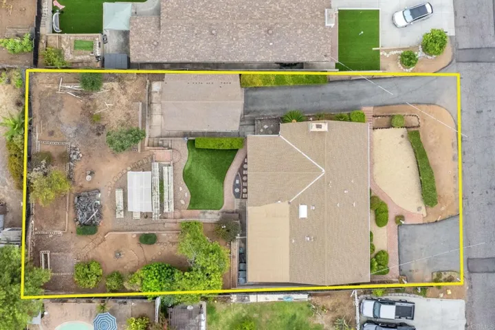 936 W 3rd Avenue, Escondido, California 92025