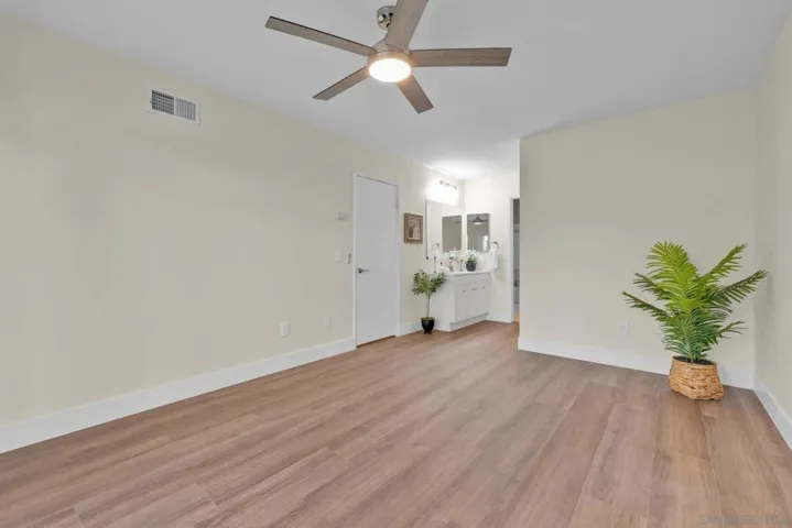 17133 Botero, San Diego, California 92127