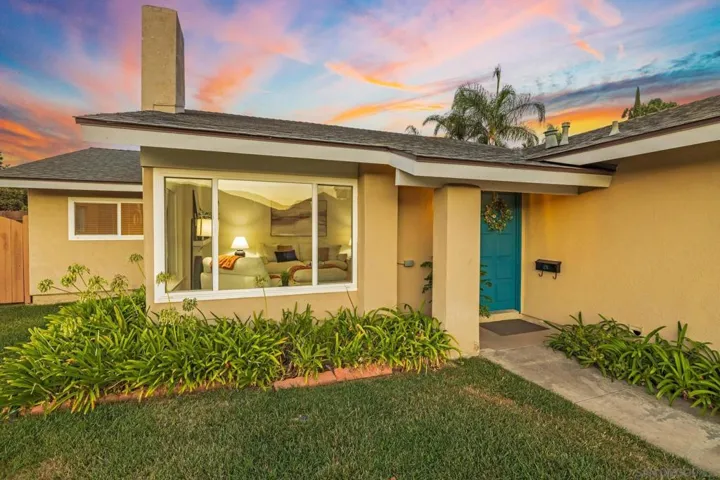 17133 Botero, San Diego, California 92127