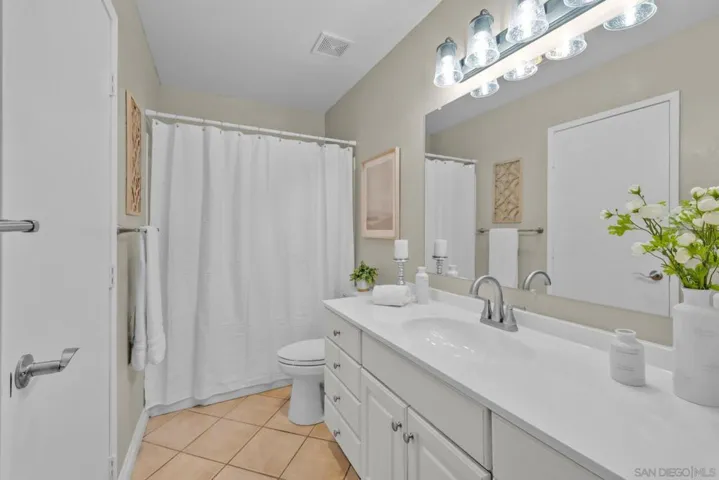 17133 Botero, San Diego, California 92127