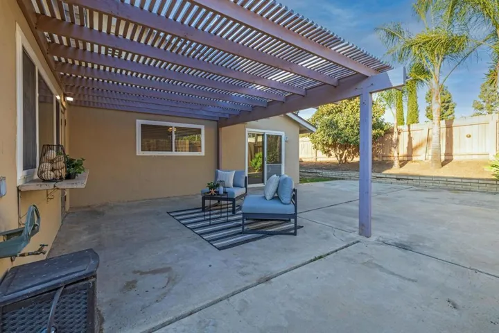 17133 Botero, San Diego, California 92127