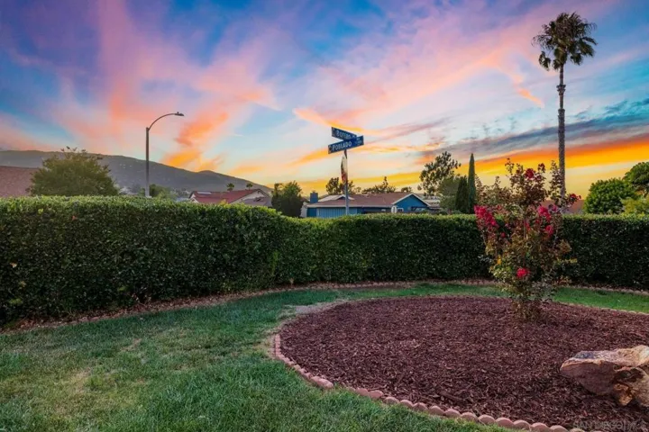 17133 Botero, San Diego, California 92127