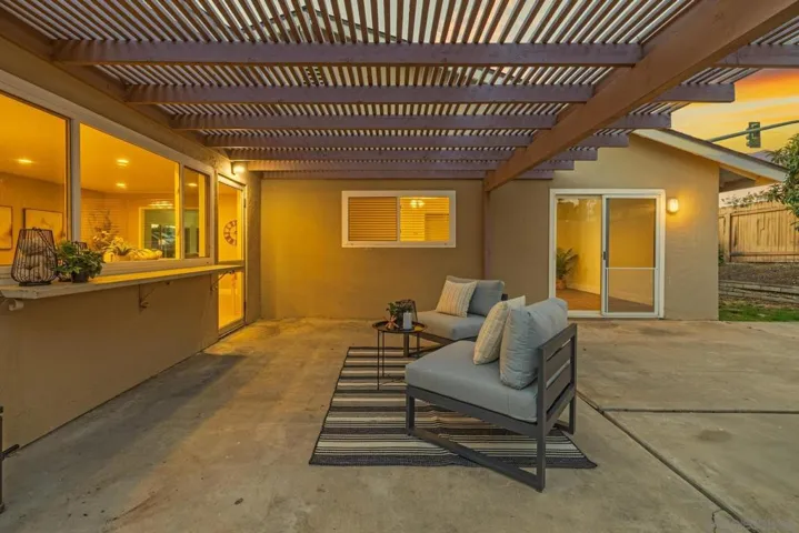 17133 Botero, San Diego, California 92127