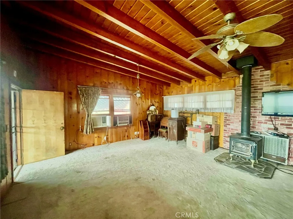 9260 Lanning Lane, Morongo Valley, California 92256 home-pic-10